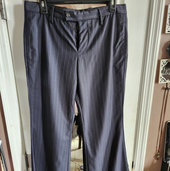 Gucci Pants - Gucci authentic pants size 44